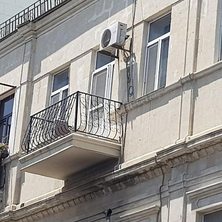 Central Baku Luxury Apartment On Nizami Street Exterior photo